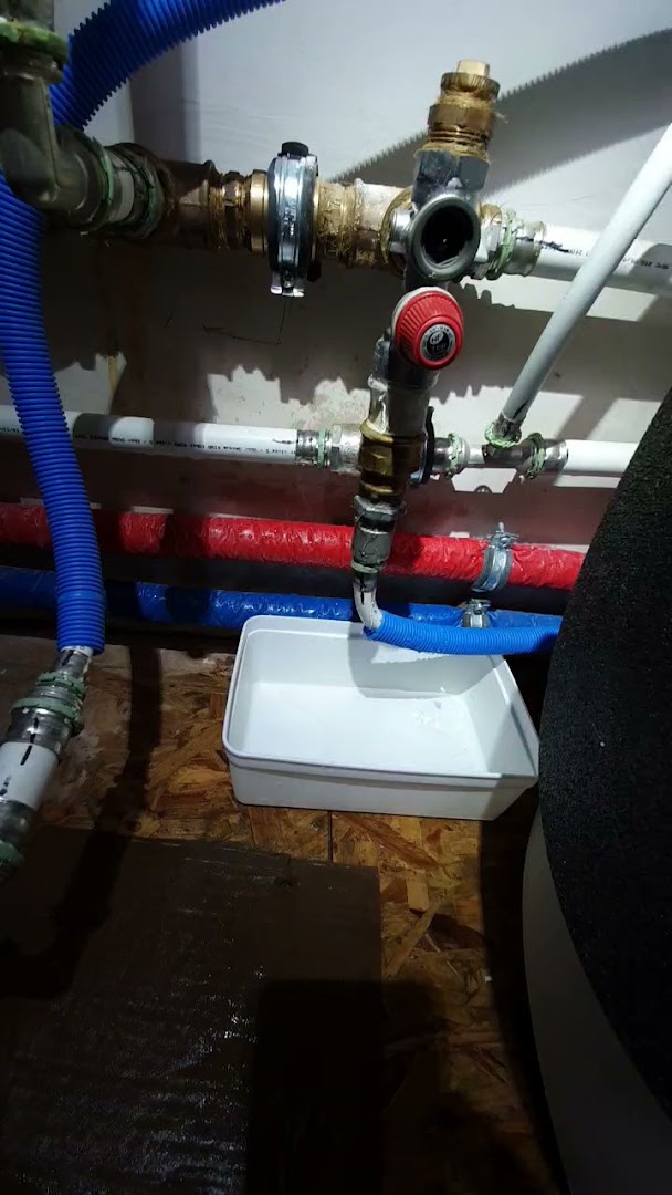 Thermodienst : Loodgieterij, verwarming en lekdetectie - Professionele diensten · Foto’s 9
